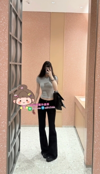 中部 (https://t.me/iejddyy)：167cm  49kg C 25歲