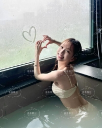 藍莓：166cm 47kg D 24歲