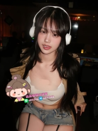 中部 (https://t.me/iejddyy)：164cm  47kg D 24歲